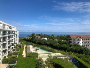 Hermoso Apartamento con vista al mar ubicado en el Edificio Morros Eco